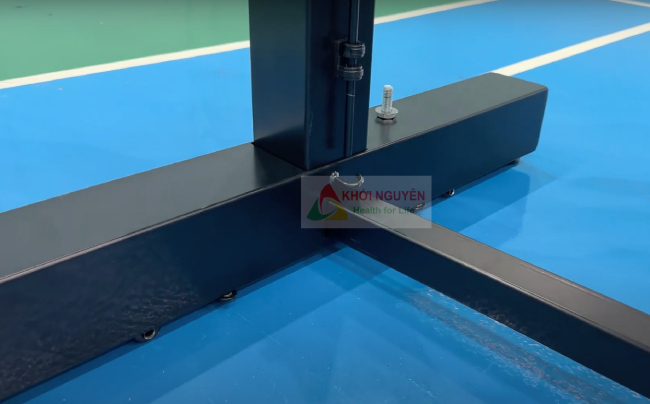 lắp đặt khung trụ Pickleball