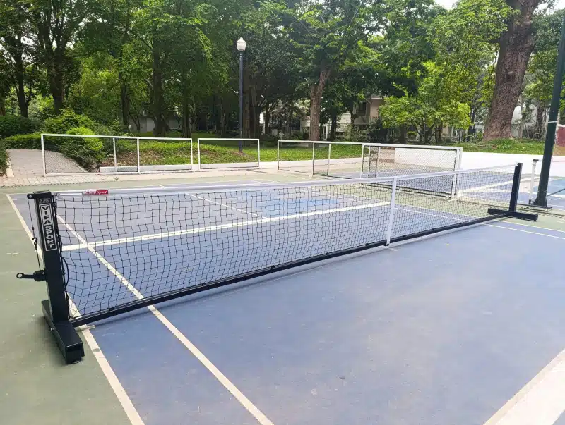 trụ pickleball di động